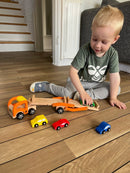 Autotransporter i træ med 4 biler