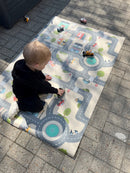 Legetæppe med by og vejbane - 1 x 1,5 meter - Vinyl - Fra 1 år.