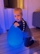 Ægget lampe med LED lys - 16 farver - Ø:30 cm - inkl fjernbetjening.
