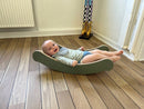 Balancebræt - Dusty green - FLEXA - Fra 6 mdr.