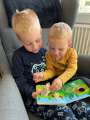 Lille Kanin elsker at hoppe - Fingerdukkebog