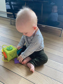 OombeeCube Sorteringskasse - Fat Brain legetøj - Fra 12 mdr. - Billede 1