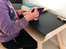 Børnebord & stol i træ fra PlanToys - Sort/Træfarvet - Fra 3 år. - Billede 1