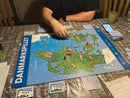 Danmark Spillet - 2021 Udgaven - Familiespil - Danspil - Fra 8 år. - Billede 1