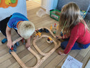 BRIO 33097 Togbane i plastkasse - 54 dele - Fra 3 år. - Billede 1