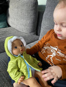 Dukketøj - 32-37 cm - Grøn Vinterjakke - Fra 3 år. - Billede 1