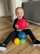 EduShapes Sansebold-sæt med 4 bolde - Ø:10 & Ø:17 cm - Fra 6 mdr.