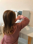 byAstrup Sminkebord og Taburet til rollelege - Fra 3 år. - Billede 1