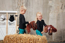 Kæphest af poppeltræ - Sort - L:90 cm - Fra 3 år. - Billede 1