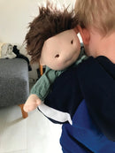 Krammedukke, Victor - 42 cm - byAstrup - Fra 1 år. - Billede 1