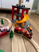 BRIO 33833 - Brandstation - Fra 3 år