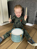 Trætromme med 2 trommestikker - FLEXA - Fra 2 år.