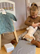 Krammedukke, Vigga - 42 cm - byAstrup - Fra 1 år.