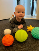 Infantino Babylegetøj - Babybolde 6 stk - med forskellige mønstre - Fra 6mdr+